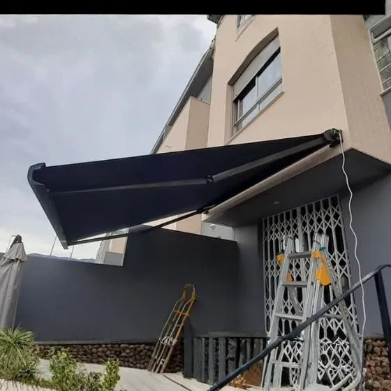 Toldo Articulado Manual ou Motorizado - Toldos Mogi Guaçu